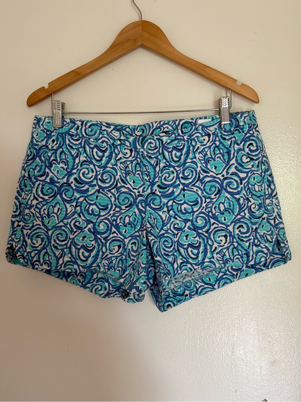 Lilly Pulitzer Aqua & Navy Swirl Floral Shorts